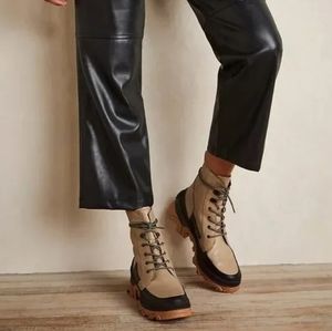 Sorel Brex Lace-Up Boots Sandy Tan / Black Rare Color